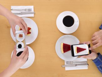 Yelp: how does the anti-trip advisor work? iStock 000064201269 Medium 326x245 - Yelp: how does the anti-trip advisor work?